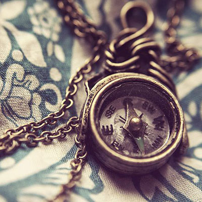 compass-801763_400X400